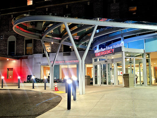 43422 montefiore new rochelle hospital